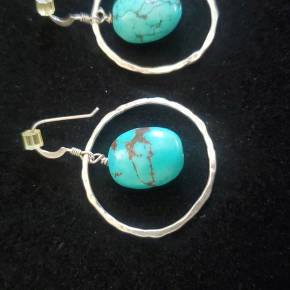 Sterling silver 925 turquoise stones southwest style, dangle earrings. Hammered - Picture 2 of 8
